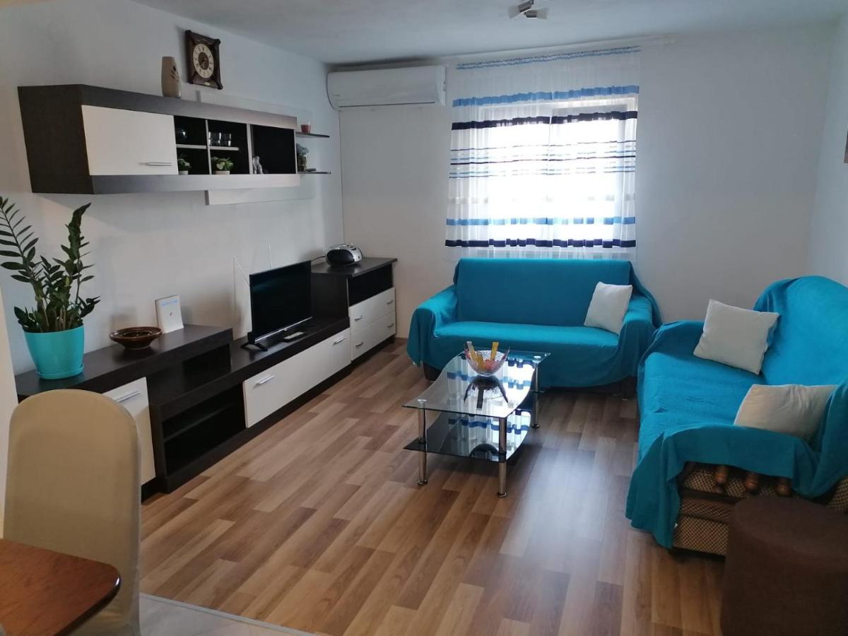 Apartment Slavica Trogir Buitenkant foto