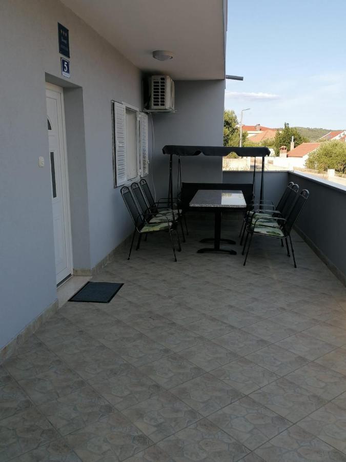 Apartment Slavica Trogir Buitenkant foto
