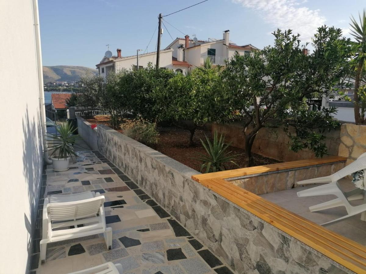 Apartment Slavica Trogir Buitenkant foto